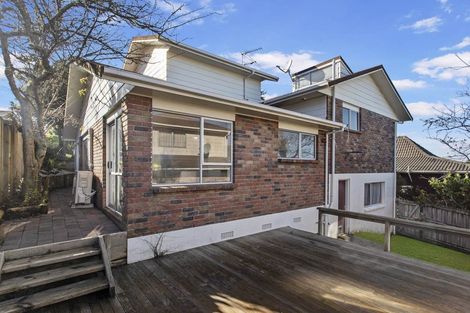 Photo of property in 1/72 Stanaway Street, Hillcrest, Auckland, 0627