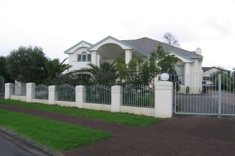 Photo of property in 71 Manor Park, Sunnyhills, Auckland, 2010