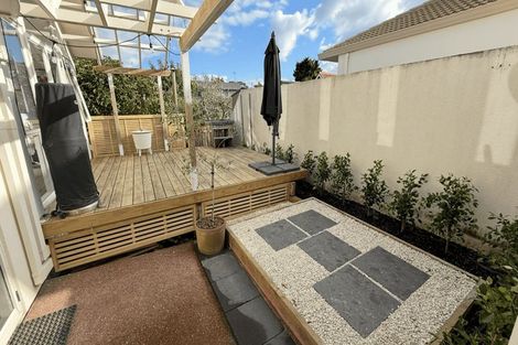 Photo of property in 9a Norman Road, Hauraki, Auckland, 0622