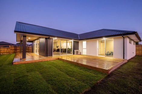 Photo of property in 31 Aratapu Street, Waitara, 4320