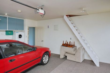 Photo of property in 14 Yellowlees Drive, Kaiapoi, 7630