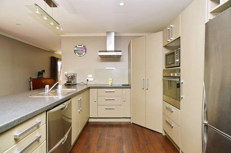 Photo of property in 61 Church Street, Oxford, 7430