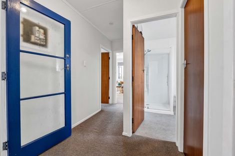 Photo of property in 15b Mayfair Place, Westown, New Plymouth, 4310