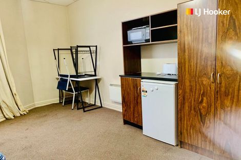 Photo of property in 5 Anzac Avenue, Dunedin Central, Dunedin, 9016