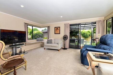 Photo of property in 26 Bouverie Crescent, Flagstaff, Hamilton, 3210