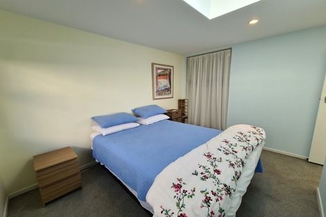 Photo of property in 2/31 Findlay Street, Moturoa, New Plymouth, 4310