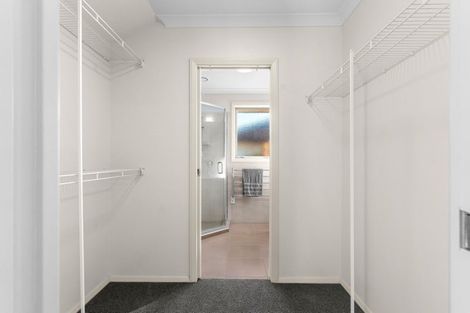 Photo of property in 82 Barbados Way, One Tree Point, 0118