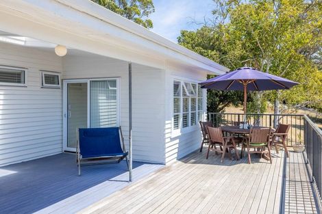 Photo of property in 250 Bayview Road, Diamond Harbour, 8972