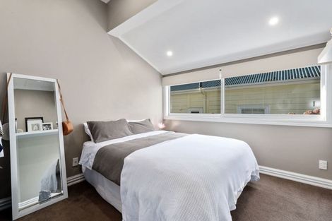 Photo of property in 3 Glen Road, Mornington, Dunedin, 9011