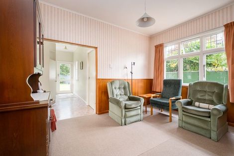 Photo of property in 65 Martin Avenue, Beckenham, Christchurch, 8023