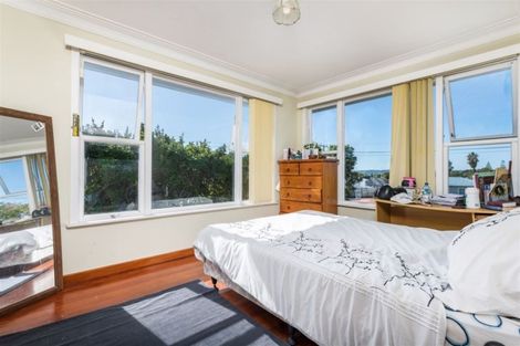 Photo of property in 728 Te Atatu Road, Te Atatu Peninsula, Auckland, 0610