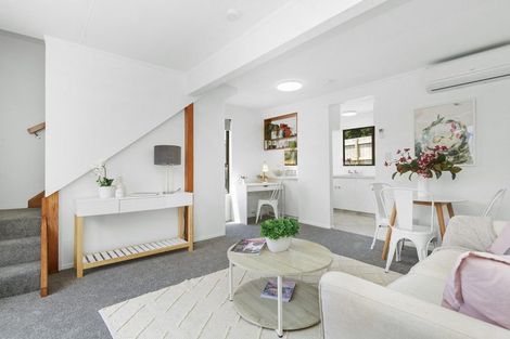 Photo of property in 1/29 Main Road, Tawa, Wellington, 5028