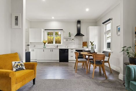 Photo of property in 124 Fitzroy Street, Forbury, Dunedin, 9012