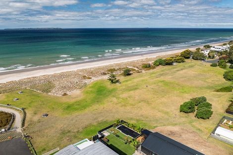 Photo of property in 1009 Papamoa Beach Road, Papamoa Beach, Papamoa, 3118