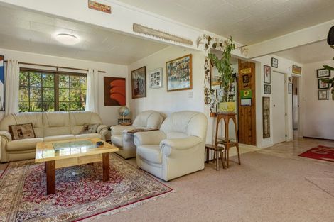 Photo of property in 12 Kaikatia Road, Pukenui, 0484