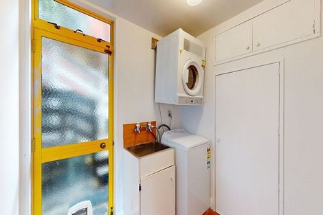 Photo of property in 22 Stafford Street, Mount Victoria, Wellington, 6011