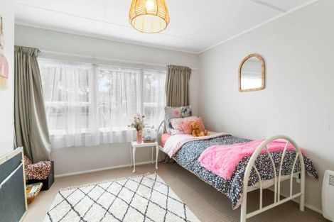 Photo of property in 25 Penton Road, Stanmore Bay, Whangaparaoa, 0932