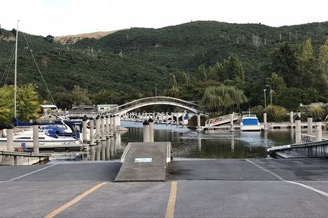 Photo of property in 46 Montgomery Crescent, Kinloch, Taupo, 3377