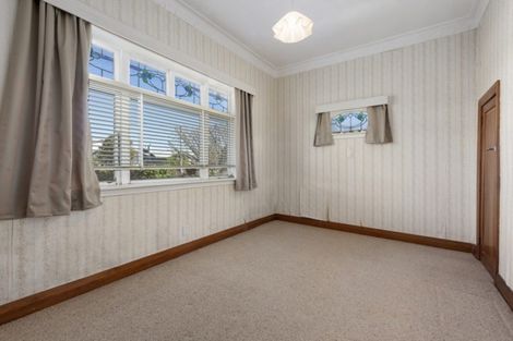 Photo of property in 27 Central Terrace, Alicetown, Lower Hutt, 5010