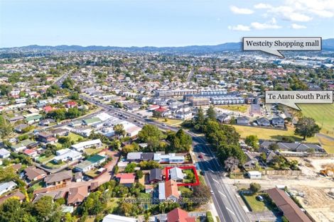 Photo of property in 1/159 Te Atatu Road, Te Atatu South, Auckland, 0610