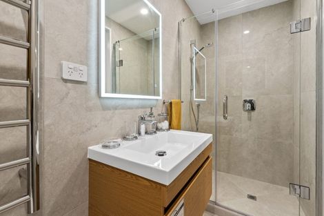 Photo of property in 33c Stanley Avenue, Milford, Auckland, 0620