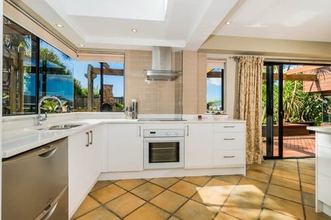 Photo of property in 29 Belmont Terrace, Milford, Auckland, 0620