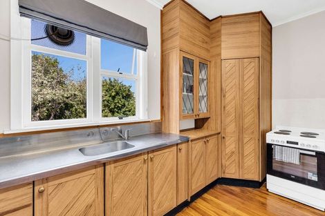 Photo of property in 93 Alma Road, Gonville, Whanganui, 4501