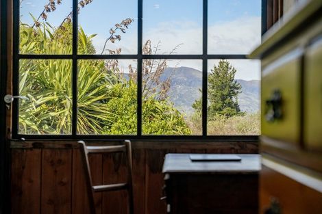 Photo of property in 66 Te Awa Road, Albert Town, Wanaka, 9382