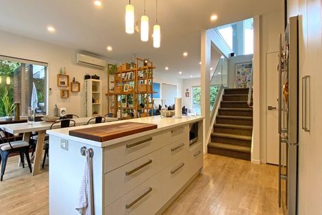 Photo of property in 9 Ruth Craig Place, Stanmore Bay, Whangaparaoa, 0932