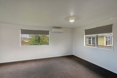 Photo of property in 71 Queenwood Road, Levin, 5510