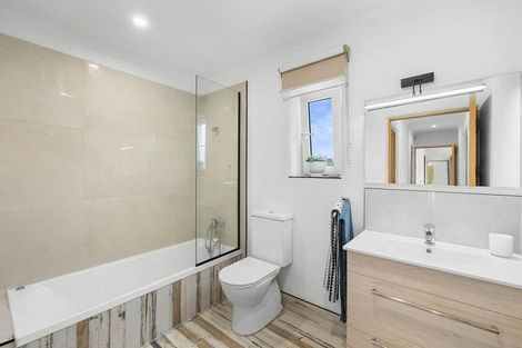 Photo of property in 10 Park Crescent, Mangawhai Heads, Mangawhai, 0505