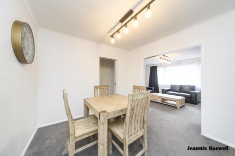 Photo of property in 40 Ruamahanga Crescent, Terrace End, Palmerston North, 4410