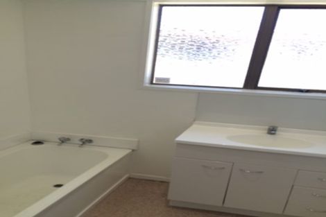 Photo of property in 17 Kingfisher Place, Favona, Auckland, 2024