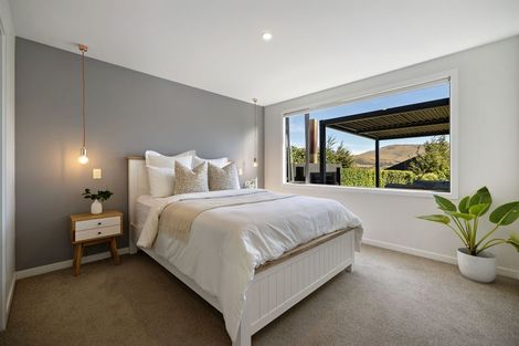 Photo of property in 3 Caithness Court, Jacks Point, Queenstown, 9371