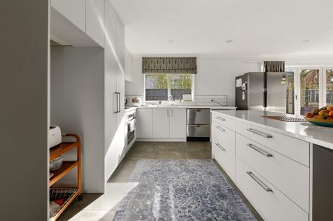 Photo of property in 9 Holland Street, Glenholme, Rotorua, 3010