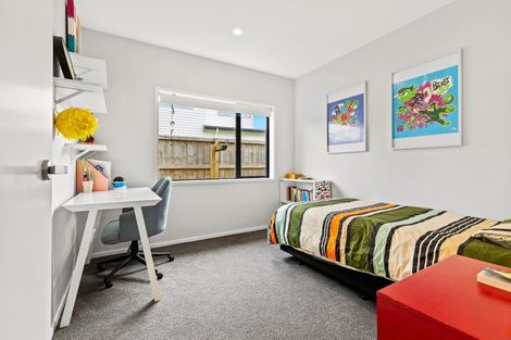 Photo of property in 75 Glenvar Ridge Road, Long Bay, Auckland, 0630