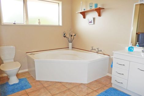 Photo of property in 10 Berkley Place, Oamaru North, Oamaru, 9400