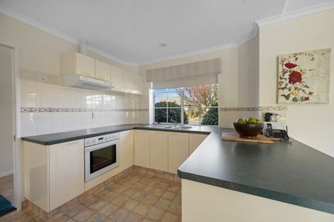 Photo of property in 3 Claridge Place, Taradale, Napier, 4112