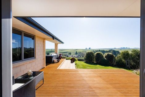 Photo of property in 9 Beechwood Road, Feilding, 4779