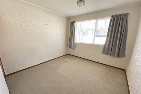 Photo of property in 60 Casuarina Road, Half Moon Bay, Auckland, 2012