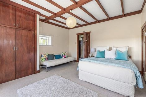 Photo of property in 1/135 Shakespeare Road, Milford, Auckland, 0620