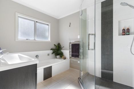 Photo of property in 12 Paua Cove, Papamoa Beach, Papamoa, 3118