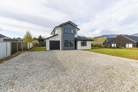 Photo of property in 4 Hewson Crescent, Lake Hawea, Wanaka, 9382