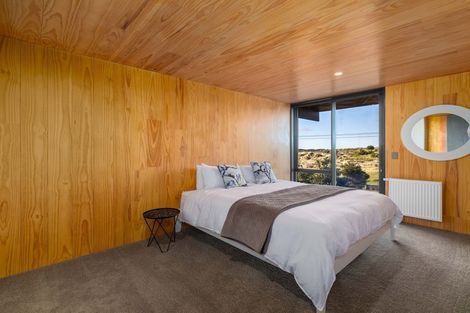 Photo of property in 320 Marine Parade, New Brighton, Christchurch, 8061