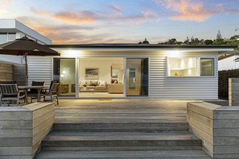 Photo of property in 48 Matakatia Parade, Matakatia, Whangaparaoa, 0930
