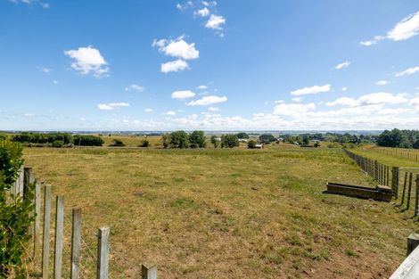 Photo of property in 225 Albert Road, Tokomaru, Palmerston North, 4474