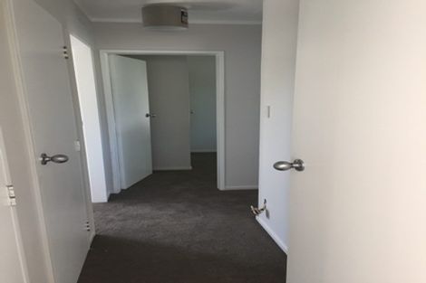 Photo of property in 43a Hicks Close, Whitby, Porirua, 5024