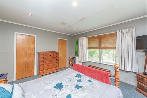 Photo of property in 2 Hillside Terrace, Saint Johns Hill, Whanganui, 4500