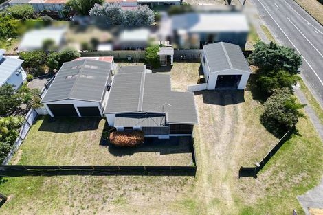 Photo of property in 90 Seabury Avenue, Foxton Beach, Foxton, 4815