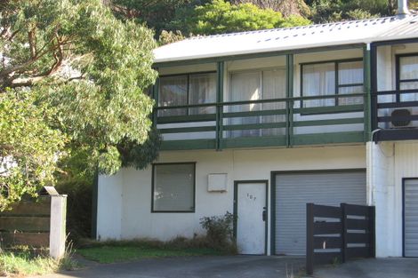 Photo of property in 107 Churton Drive, Churton Park, Wellington, 6037